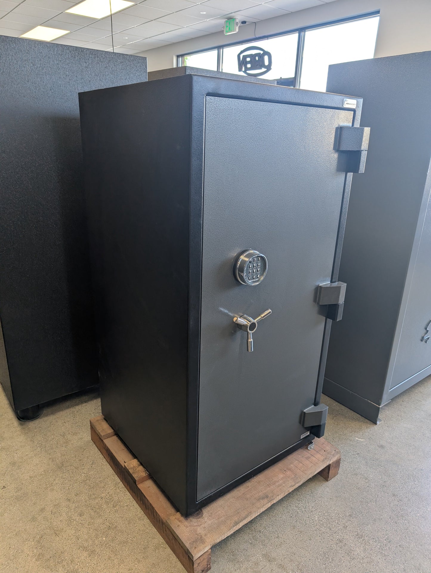 AMSEC BFS4520E1 Extra Large Burglary and Fire Safe - Blemished