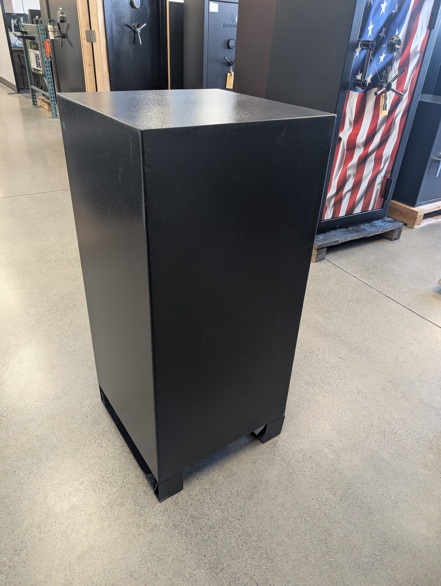 AMSEC BWB4020FL Wide Body Deposit Safe - Blemished