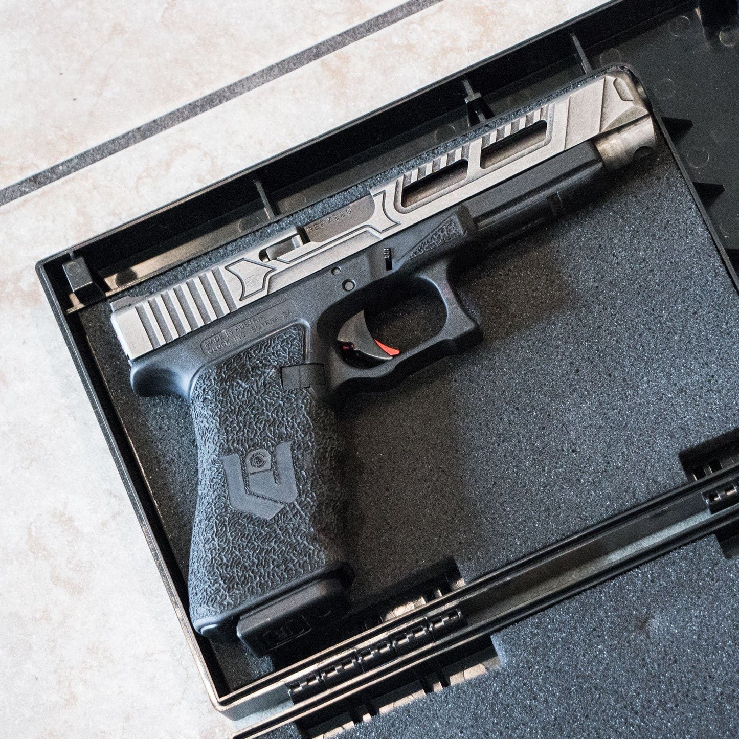 StopBox Portable Instant-Access Pistol Box - Carbon Fiber - Open Box